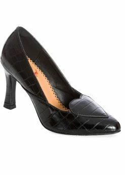Banned Winter Romance Heart 60's Pumps Black