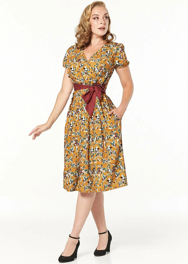 Timeless London Libby 40's Dress Caramel Brown 7 Timeless London Libby 40's Dress Caramel Brown - Image 5